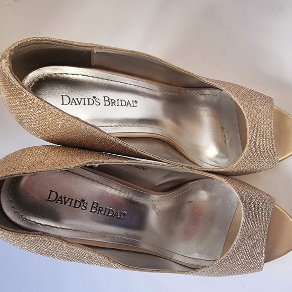 Gold Sparkle Shoes - Picture 4 of 7